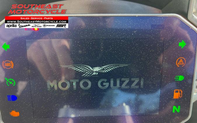 2023 Moto Guzzi V100 Mandello