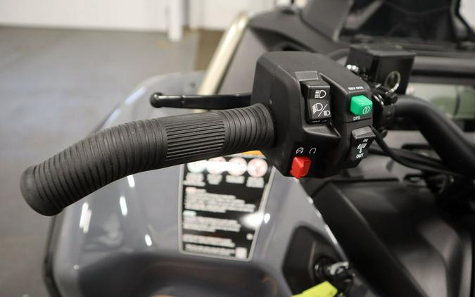 2026 Can-Am® Outlander X mr 1000R Granite Grey