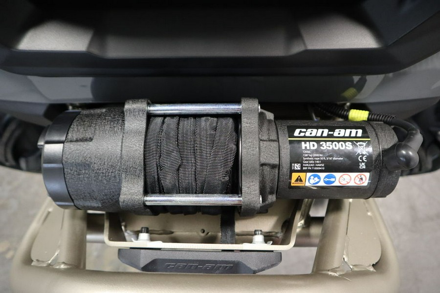 2026 Can-Am® Outlander X mr 1000R Granite Grey