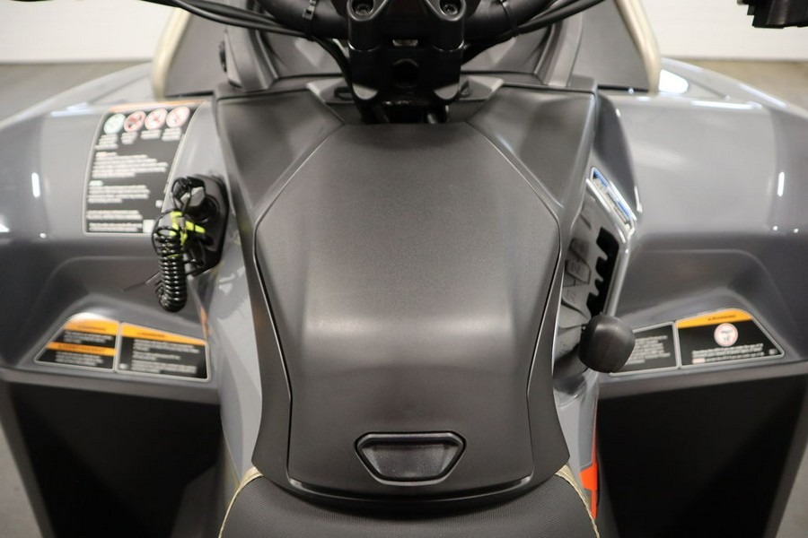 2026 Can-Am® Outlander X mr 1000R Granite Grey