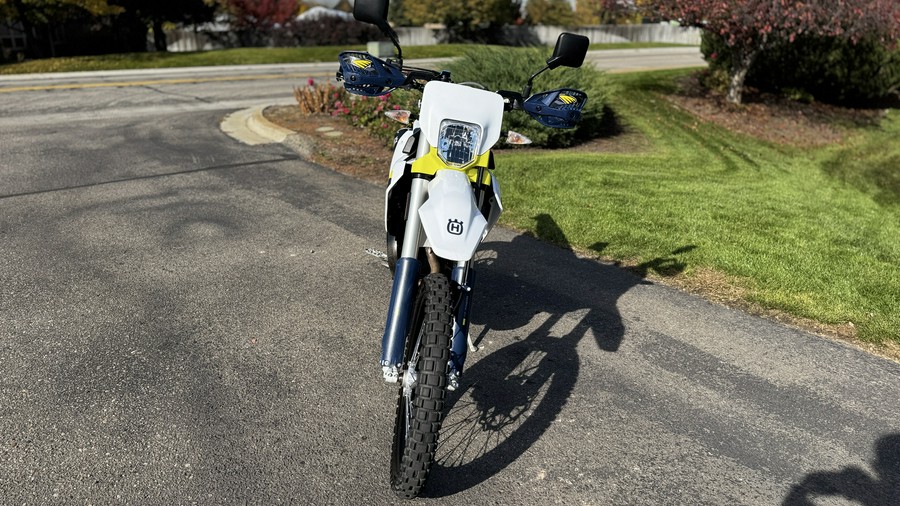 2025 Husqvarna Motorcycles FE 350s