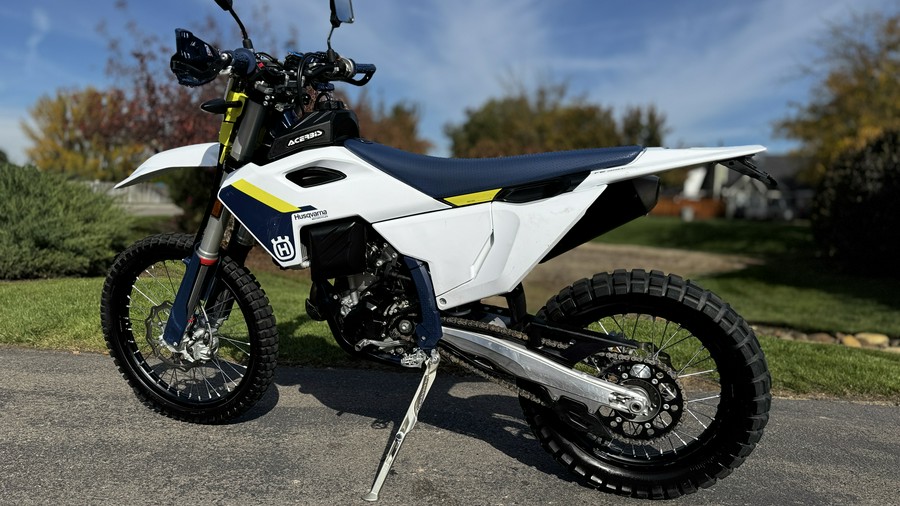 2025 Husqvarna Motorcycles FE 350s