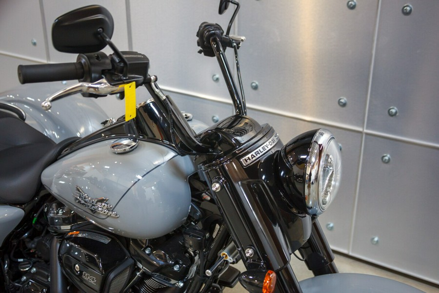 2024 Harley-Davidson Freewheeler