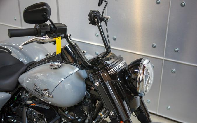 2024 Harley-Davidson Freewheeler