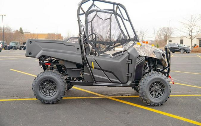 2026 Honda Pioneer 700 Forest