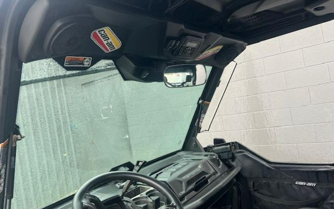 2019 Can-Am® Defender XT™ HD10 Mossy Oak Break-Up Country Camo