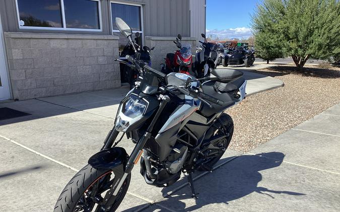 2022 300NK - CFMOTO
