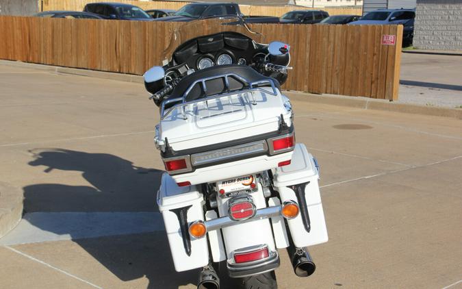 2012 Harley-Davidson Ultra Classic Electra Glide Hot White Pearl