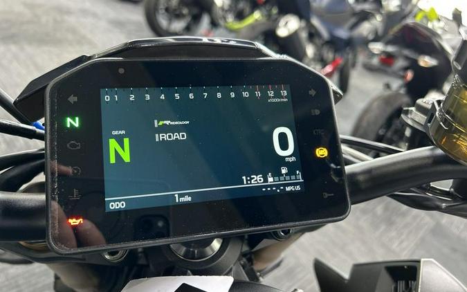 2026 Kawasaki Z1100 SE ABS