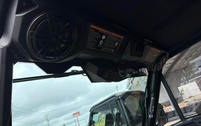 2026 Can-Am Defender Limited HD11
