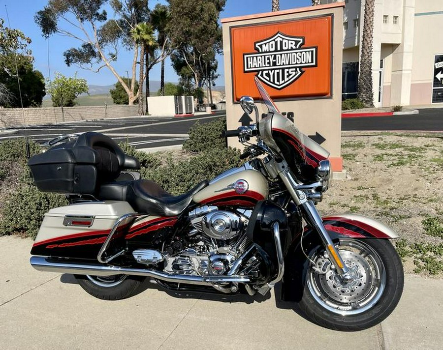 2006 Harley-Davidson® FLHTCUSE - Ultra Classic® Electra Glide® Screamin' Eagle®