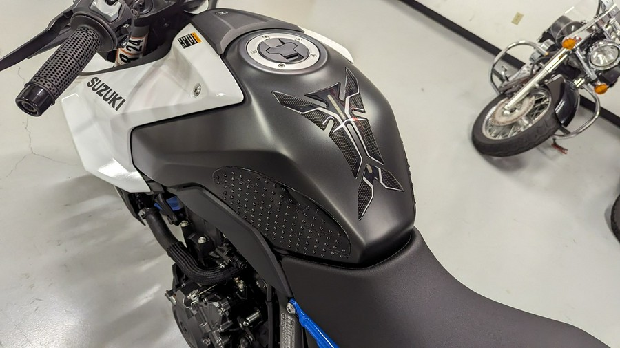 2023 Suzuki GSX8S