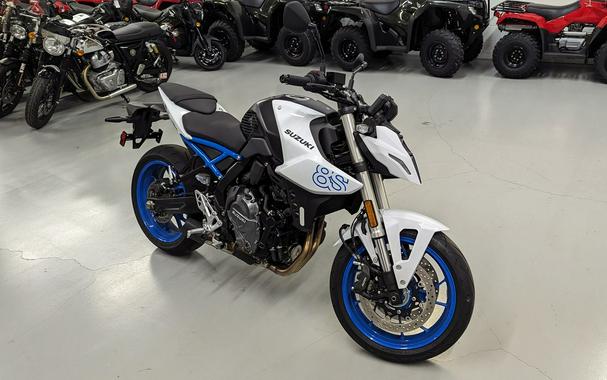 2023 Suzuki GSX8S