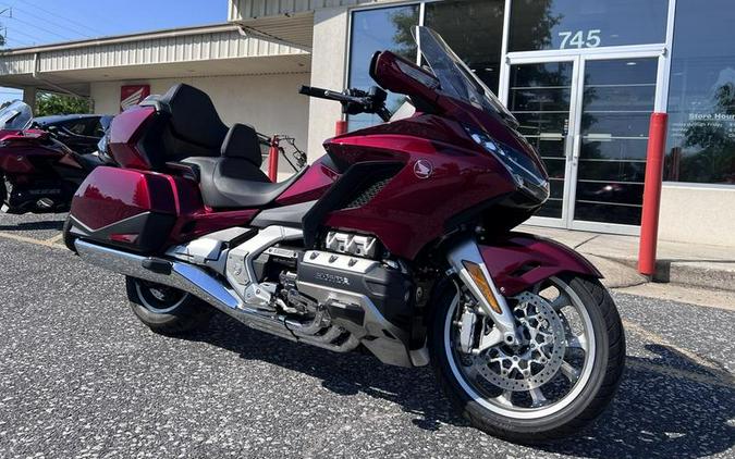 2018 Honda® Gold Wing Tour Candy Ardent Red