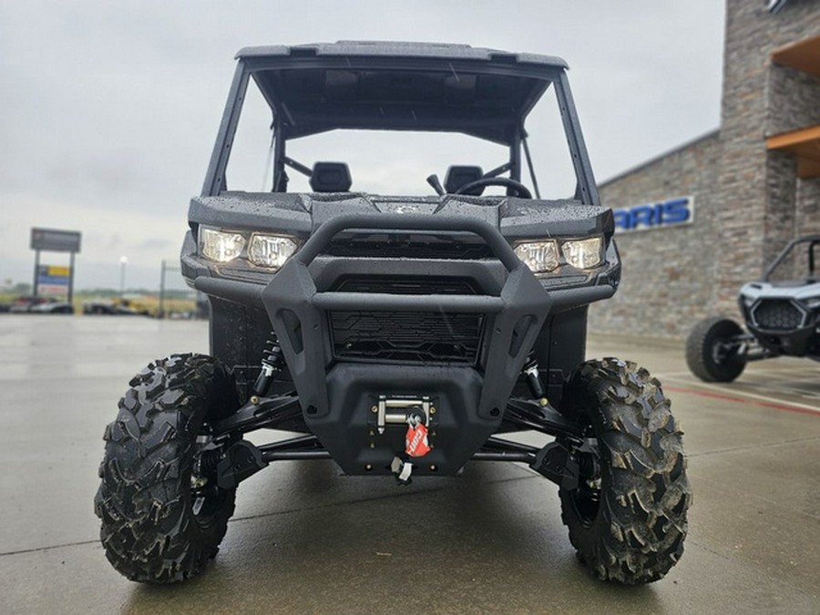 2025 Can-Am Defender PRO XT HD10