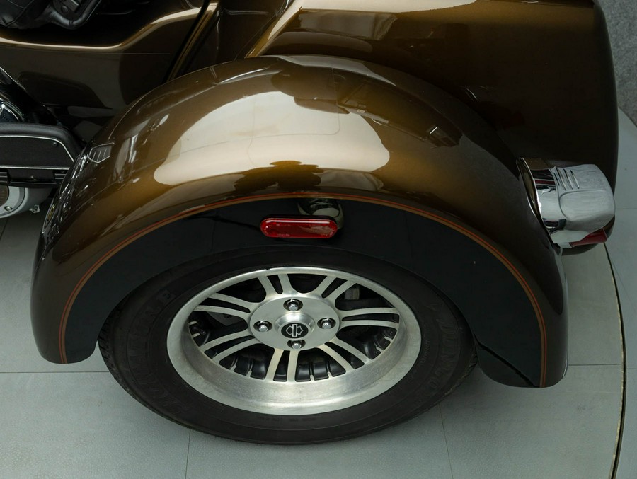 2013 HARLEY DAVIDSON FLHTCUTG TRIGLIDE ULTRA CLASSIC ANNIVERSARY TRIKE