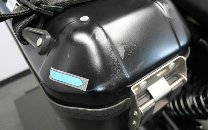 2023 Moto Guzzi V7 Stone
