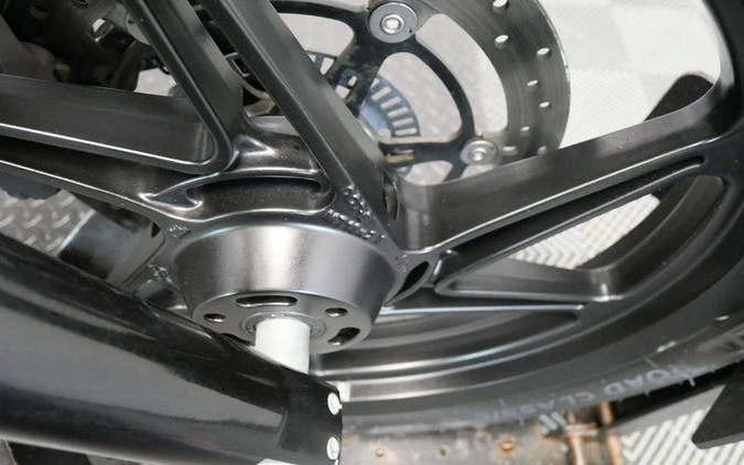 2023 Moto Guzzi V7 Stone