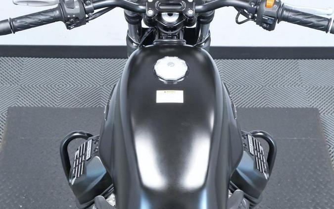 2023 Moto Guzzi V7 Stone