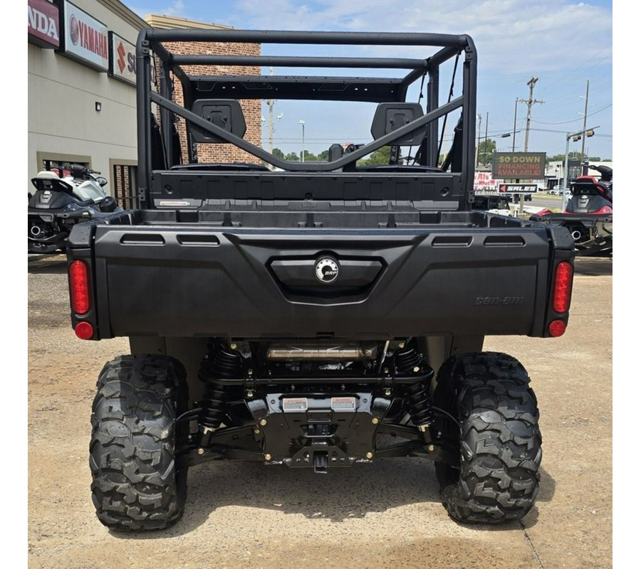 2026 Can-Am® Defender MAX HD7