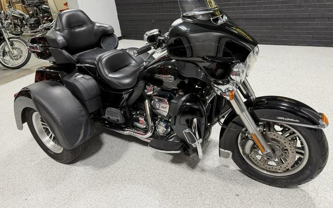 2018 Harley-Davidson Trike FLHTCUTG - Tri Glide Ultra