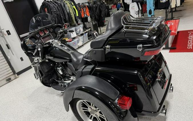 2018 Harley-Davidson Trike FLHTCUTG - Tri Glide Ultra