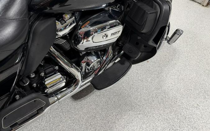 2018 Harley-Davidson Trike FLHTCUTG - Tri Glide Ultra