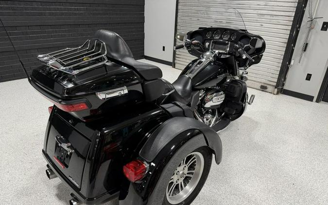 2018 Harley-Davidson Trike FLHTCUTG - Tri Glide Ultra