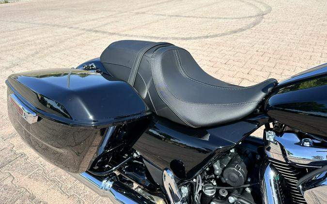 FLTRX 2024 Road Glide®