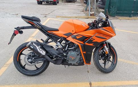 2022 KTM RC 390