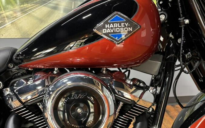 2025 Harley-Davidson® Heritage Classic WHISKY FIRE/BLK BO