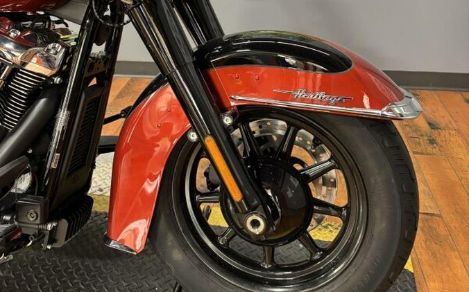 2025 Harley-Davidson® Heritage Classic WHISKY FIRE/BLK BO