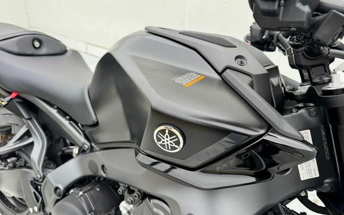 2025 Yamaha MT 09