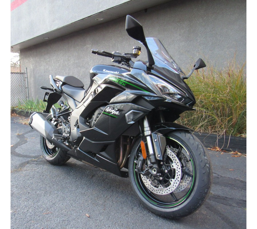 2025 Kawasaki Ninja 1100SX ABS