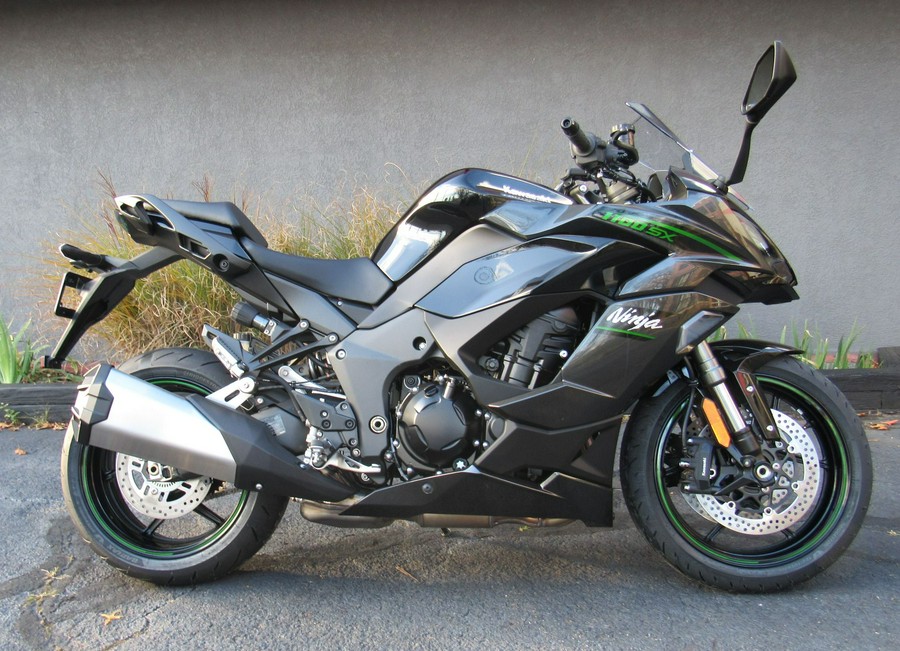 2025 Kawasaki Ninja 1100SX ABS