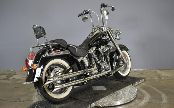 2015 Harley-Davidson Softail Deluxe Vivid Black