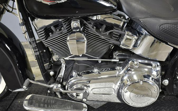2015 Harley-Davidson Softail Deluxe Vivid Black