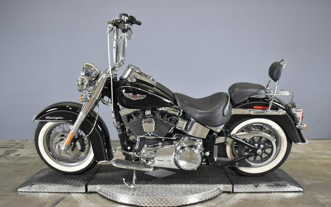 2015 Harley-Davidson Softail Deluxe Vivid Black