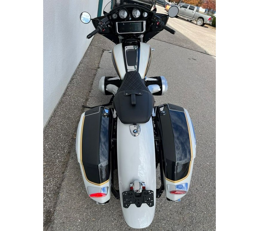 2023 BMW R 18 B 719 Mineral White Metallic