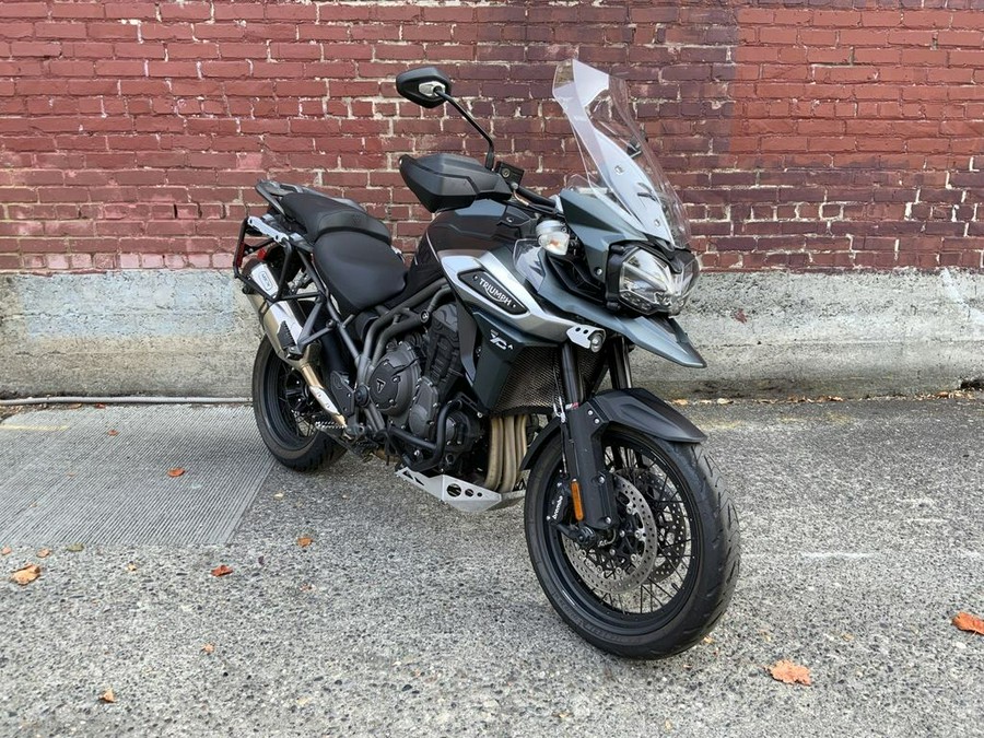 2018 Triumph Tiger 1200 XCx Matt Khaki Green