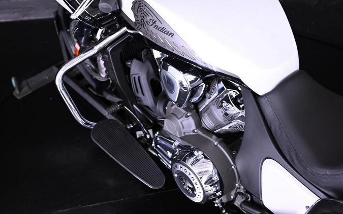 2024 Indian Motorcycle® Challenger® Limited with PowerBand Audio Package Ghost White Metallic