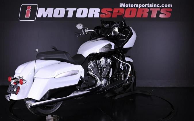 2024 Indian Motorcycle® Challenger® Limited with PowerBand Audio Package Ghost White Metallic