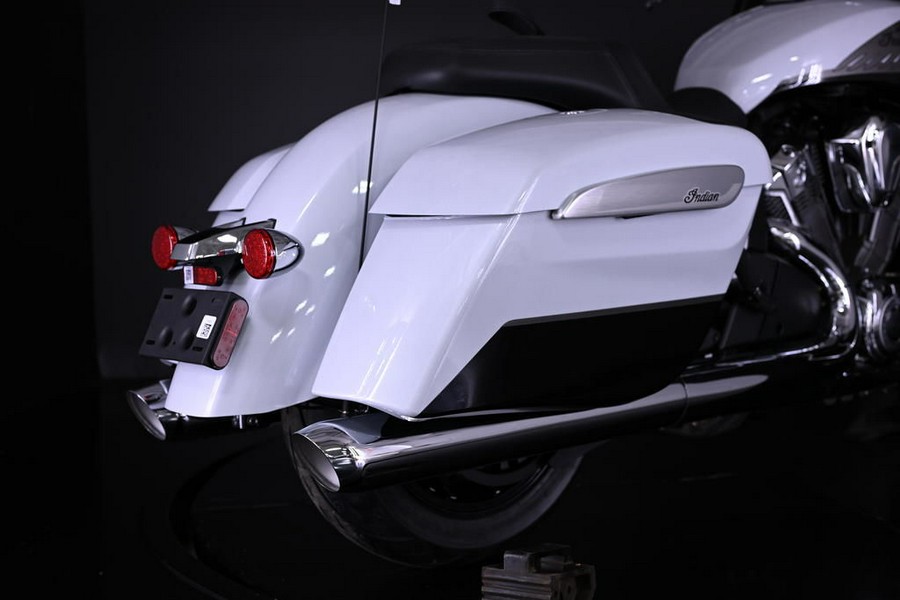 2024 Indian Motorcycle® Challenger® Limited with PowerBand Audio Package Ghost White Metallic