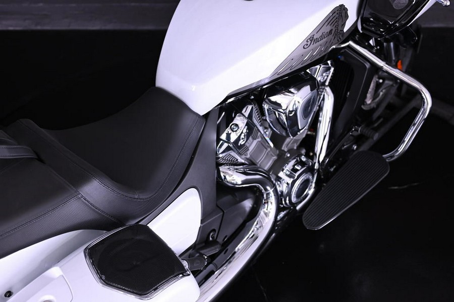 2024 Indian Motorcycle® Challenger® Limited with PowerBand Audio Package Ghost White Metallic