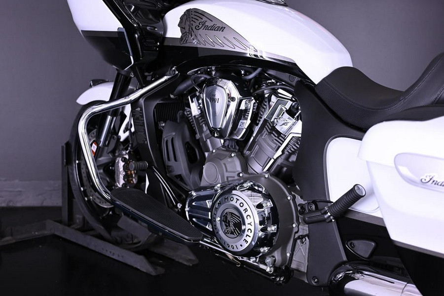 2024 Indian Motorcycle® Challenger® Limited with PowerBand Audio Package Ghost White Metallic