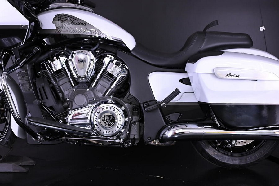 2024 Indian Motorcycle® Challenger® Limited with PowerBand Audio Package Ghost White Metallic