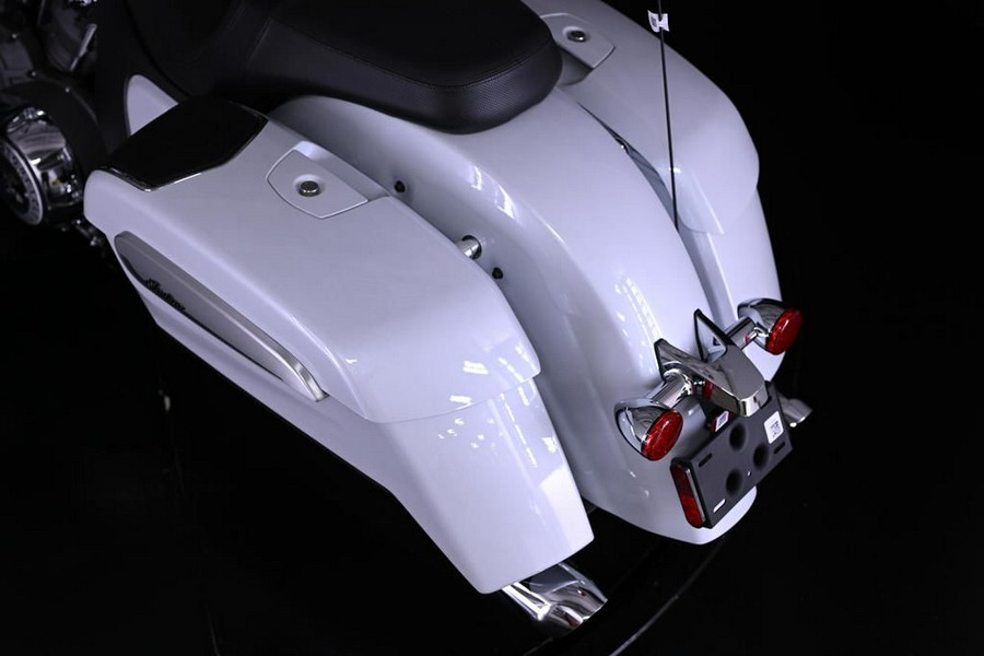 2024 Indian Motorcycle® Challenger® Limited with PowerBand Audio Package Ghost White Metallic