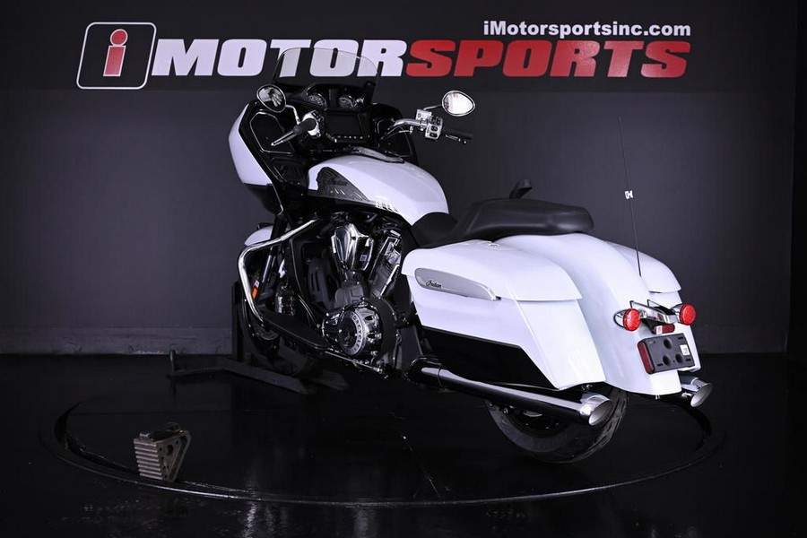 2024 Indian Motorcycle® Challenger® Limited with PowerBand Audio Package Ghost White Metallic