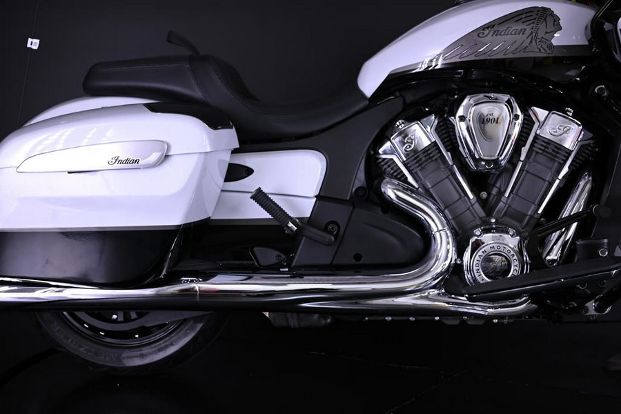 2024 Indian Motorcycle® Challenger® Limited with PowerBand Audio Package Ghost White Metallic