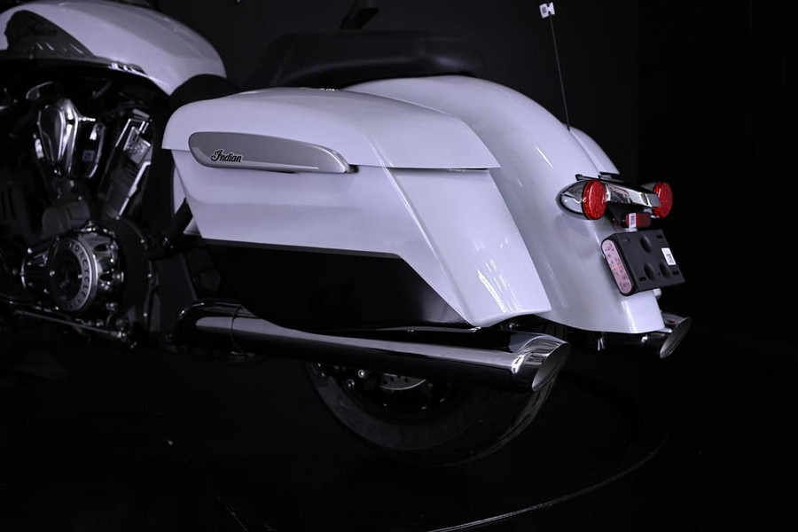 2024 Indian Motorcycle® Challenger® Limited with PowerBand Audio Package Ghost White Metallic